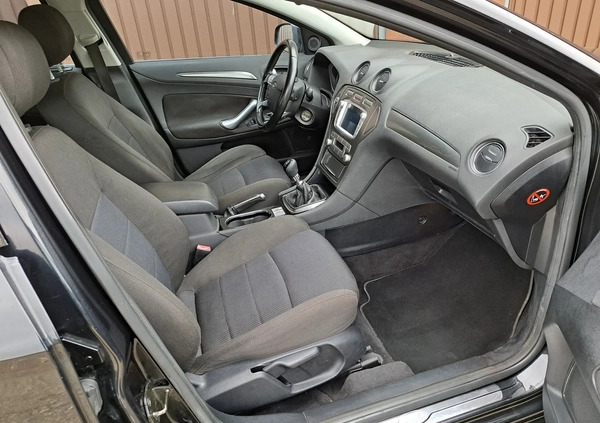 Ford Mondeo cena 21700 przebieg: 178200, rok produkcji 2008 z Września małe 742